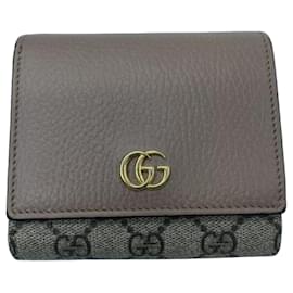 GUCCI Double G Bicolor Medium Wallet