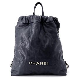 Zaino Chanel in pelle di vitello martellata blu navy