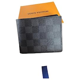 Louis Vuitton Damier Graphite Bi-fold Wallet