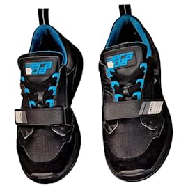 Sneakers Prada Nero-Voyage Nero e Blu