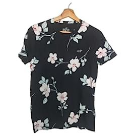 Autre Marque Hollister T-Shirt schwarz mit Blumenprint