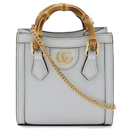 Borsa GUCCI Diana Nano