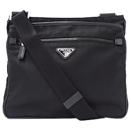 Borsa in nylon nero Prada