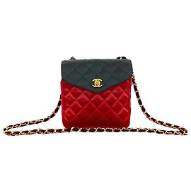 Borsa a tracolla Chanel Matelasse Satin