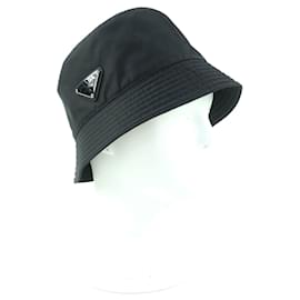 Prada Re-Nylon Cap mit Dreieckslogo
