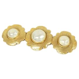 Spilla Chanel in perle finte