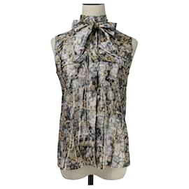 Ärmellose Chanel Choupette Coco Mark Seidenbluse