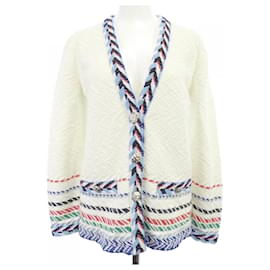 Chaqueta Chanel sin cuello