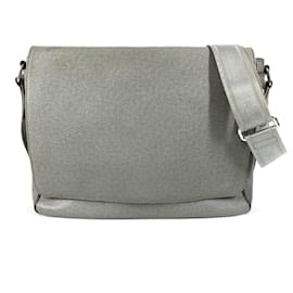 Borsa a tracolla Louis Vuitton Taiga Roman MM