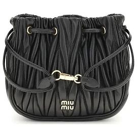 Miu Miu Mini Borsa a Secchiello in Pelle Nappa Matelassé