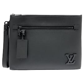 Borsa a mano Louis Vuitton LV Aerogram Takeoff M69837