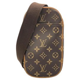 Bolso de hombro Louis Vuitton Monogram Pochette Gange M51870