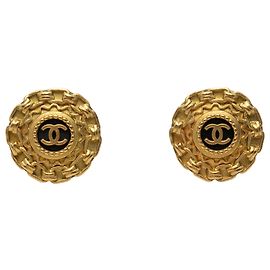Orecchini a clip Chanel Gold CC placcati in oro ed smalto