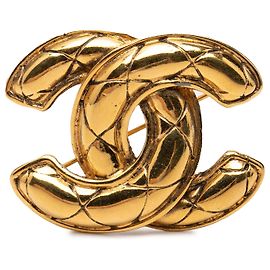 Spilla Chanel Gold CC trapuntata placcata oro