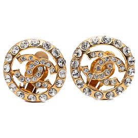 Orecchini Chanel Gold CC placcati oro con strass rotondi a clip