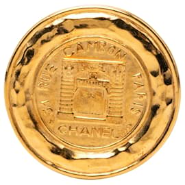 Broche redondo Chanel Gold Gold Plated 31 Rue Cambon