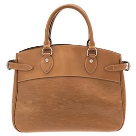 Borsa Louis Vuitton Epi Passy PM