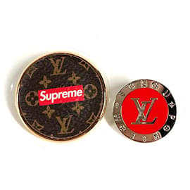 Set di spille Monogram Louis Vuitton x Supreme