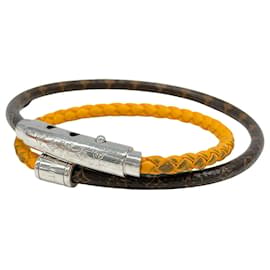 Bracciale Charm Louis Vuitton in giallo zafferano