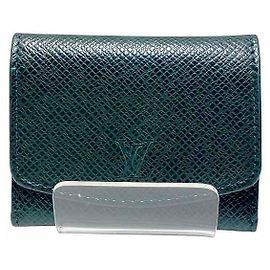 Louis Vuitton Boutons de Manchette Taiga Leather Cufflink Case