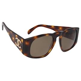 Óculos de sol CHANEL COCO em plástico Marrom Ouro CC Auth 185486