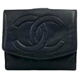 Chanel Vintage Coco Mark Bi-fold Geldbörse aus Lammleder