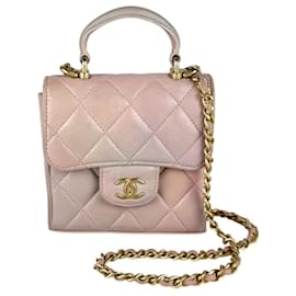 Chanel Schultertasche aus rosa Leder