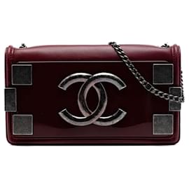 Chanel Boy Brick Horizontal Flap aus rotem Lammleder und Acryl