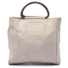 Tote Chanel Beige CC Canvas con Manico in Legno