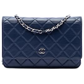 Portafoglio On Chain in Agnello Trapuntato Blue CC Chanel