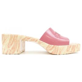 Gucci 700989JFM00 Sandalen