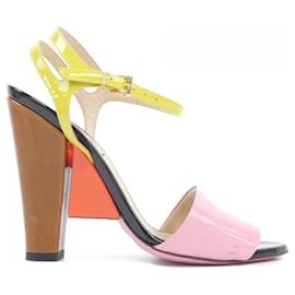 Fendi Sandalen