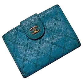 Chanel Bi-Fold Portemonnaie in Blau