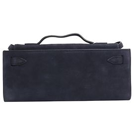 Veronica Beard Schultertasche aus Wildleder in Navy