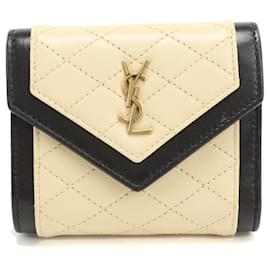 Saint Laurent Tri-Fold Wallet aus beigem Lammleder