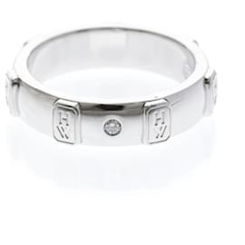 Anello HW Logo di Harry Winston