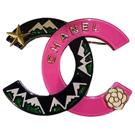 Chanel CC Montagne Camélia Brosche