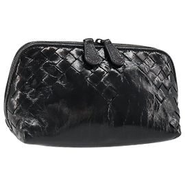 BOTTEGA VENETA INTRECCIATO Pouch Pelle vernice Nero 132534 Auth 187055