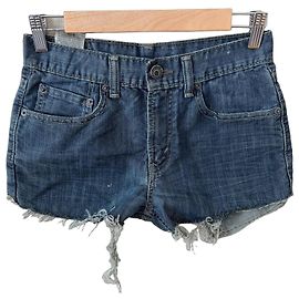 Levi's 514 Slim Straight Pantaloncini in Denim
