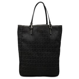Fendi Zucchino Canvas Tote in Schwarz