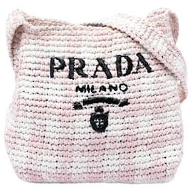 Borsa a tracolla Prada rosa con effetto rafia e logo ricamato in crochet