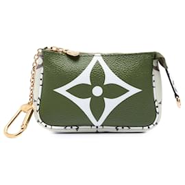 Louis Vuitton Micro Pochette Accessoires Monogram Giant Verde
