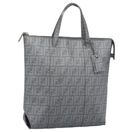 FENDI Mamma Baguette Handtasche aus Zucca Canvas PVC Grau Silber Auth 185974