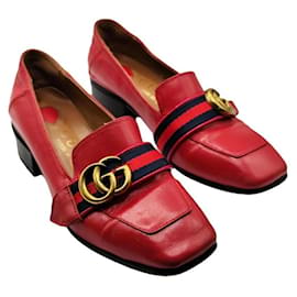 Gucci Mocassini in pelle rossa con morsetto Horsebit
