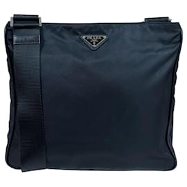 Prada Nylon Schultertasche