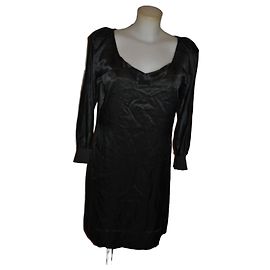 Vestido de seda negro See by Chloé