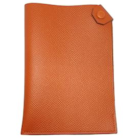 Hermès Porte-passeport Tarmac Terre Battue Veau Epsom