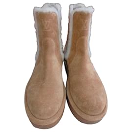 Botas Chelsea Louis Vuitton de ante marrón con forro de pelo