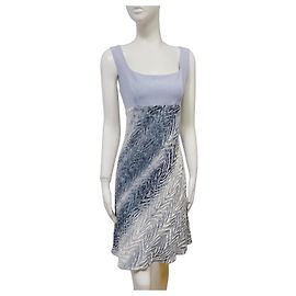 Emanuel Ungaro Mini-Kleid aus blassblauem Burnout-Samt