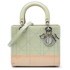 Lady Dior in vernice Cannage Ombre verde Medium